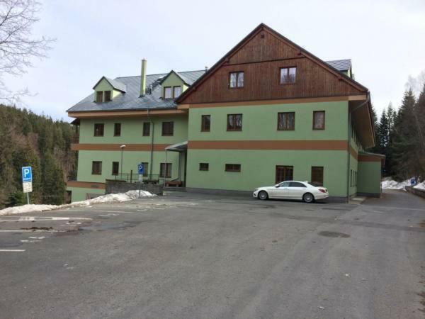 Apartmany Karlov Pod Pradedem Mala Moravka Exterior photo
